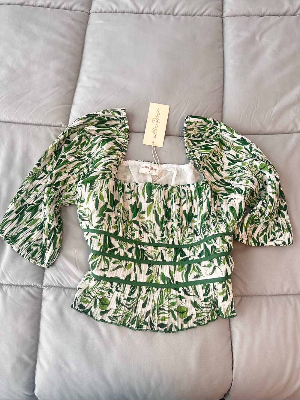 Green Leaf Print Puff Sleeve Top Allie Rose